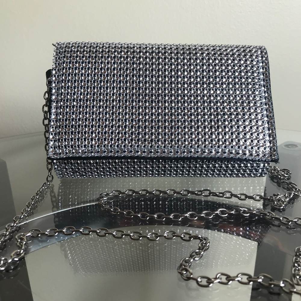 Unbranded Small Sparkly Evening Purse with Chain Strap